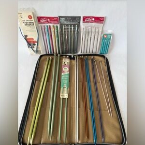 Simplicity Boye Aluminum Knitting Needles, different sizes.